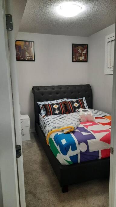Carsonway Basement Suite Едмонтон Екстер'єр фото